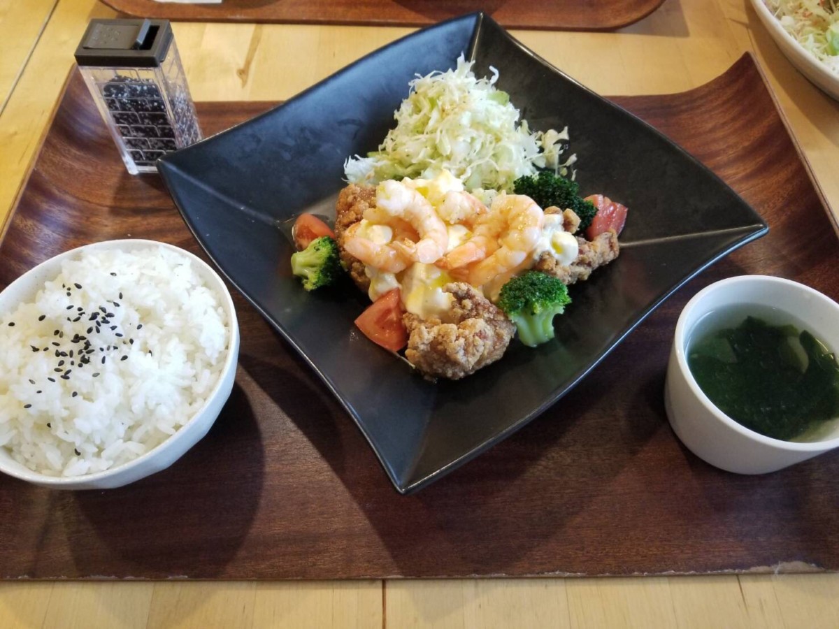 金沢のおいしいごはん♬~新保本にあるとってもおしゃれなカフェ「チョップスティック」 かなざわさんぽ 金沢のおいしいごはん♬~新保本にあるとってもおしゃれなカフェ「チョップスティック」 かなざわさんぽ