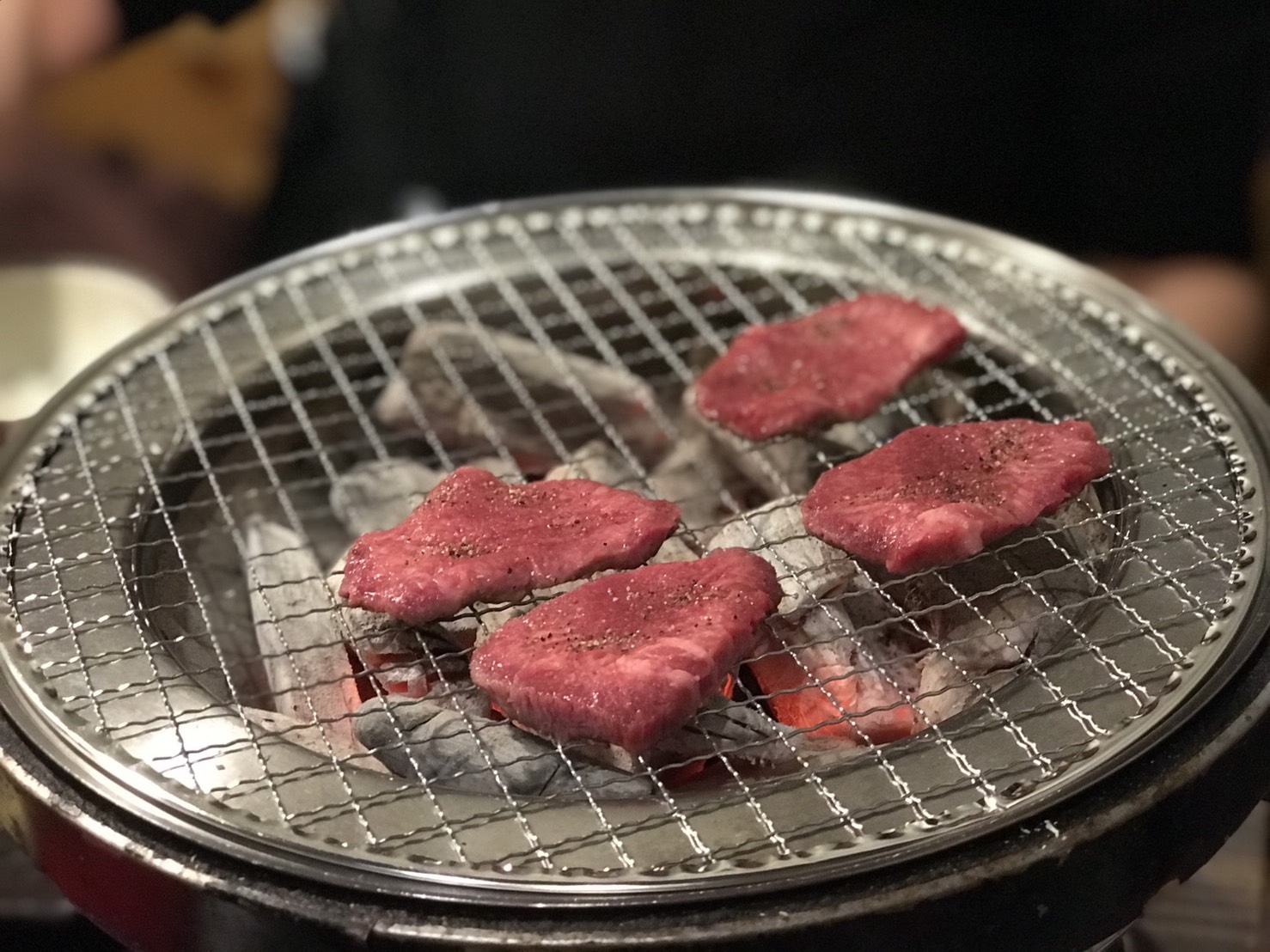 焼肉ひろすけで美味しい焼肉と名物ユッケジャンうどんを堪能 かなざわさんぽ