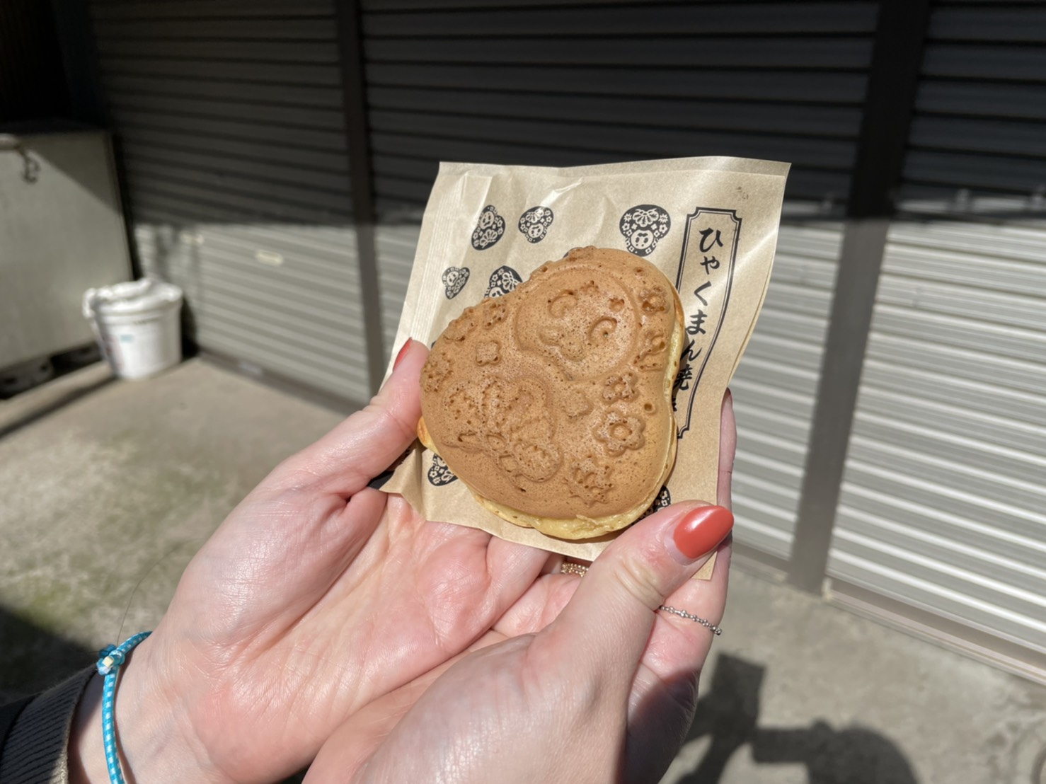 金沢ひがし茶屋街でひゃくまん焼きを味わう 多華味屋 かなざわさんぽ